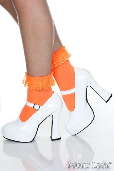 ML527 - Ruffle Opaque Ankle Hi