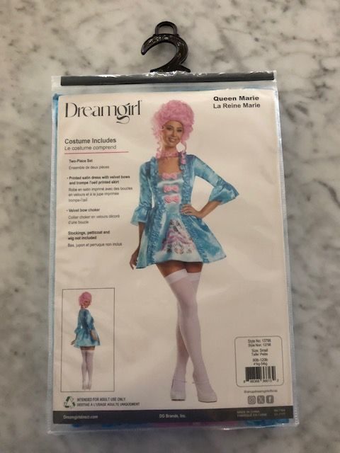 DG13798 - Queen Marie, 2pc Set