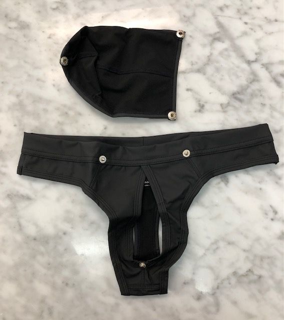 MP410-298 – PU Leather Snap Off Thong